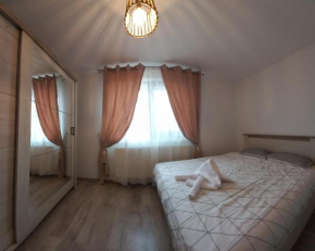 Casa Capra Neagră